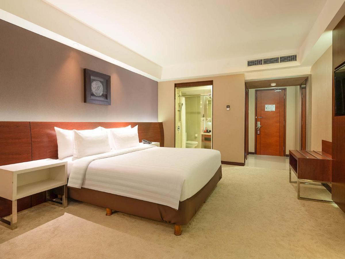 The Alana Yogyakarta Hotel And Convention Center Sleman  Exterior foto
