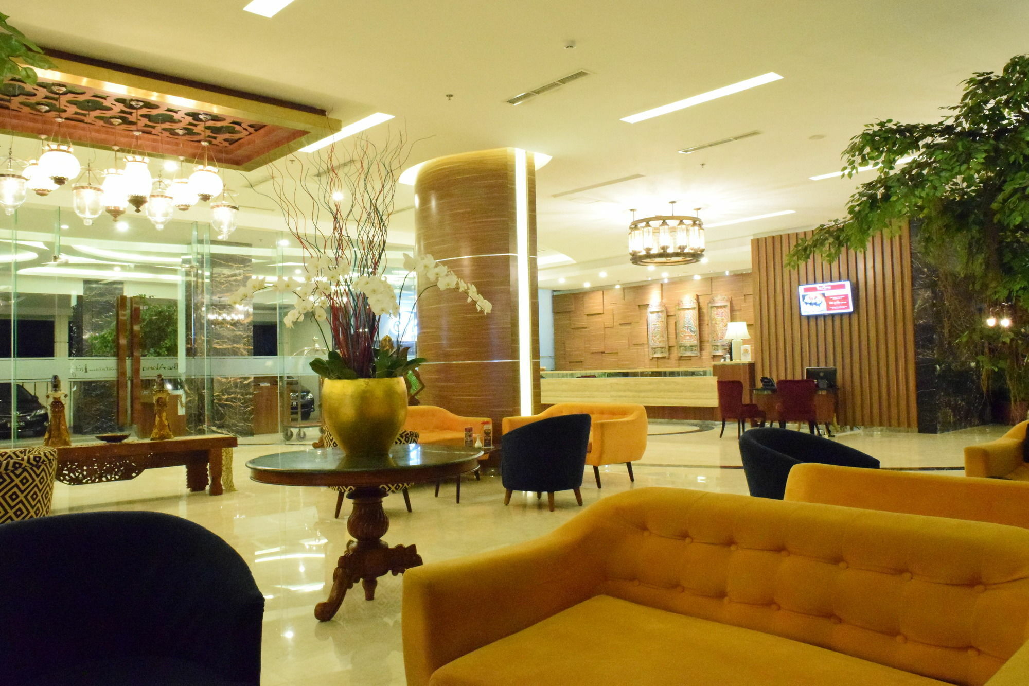The Alana Yogyakarta Hotel And Convention Center Sleman  Exterior foto